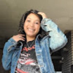 Meet your Posher, Tessa